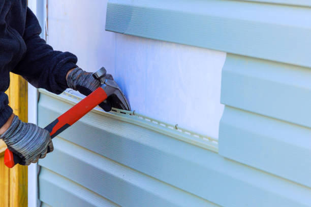 Reliable Siding Inspection contractor in Clinton, IL by Squared Siding
